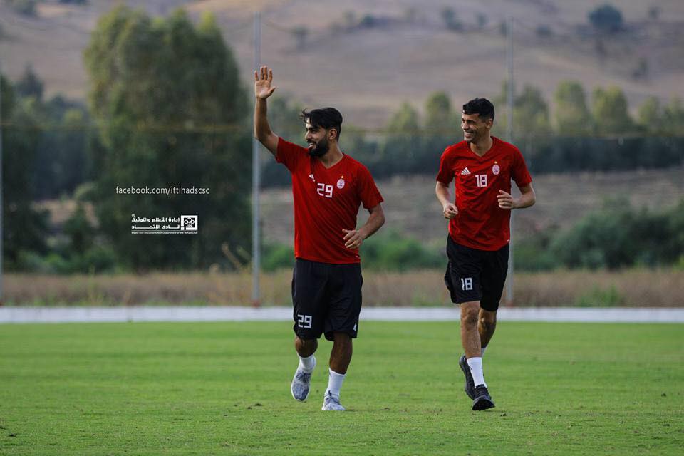 بالصور l الثنائي البدري وبريش ينضمان إلى معسكر الاتحاد بتونس