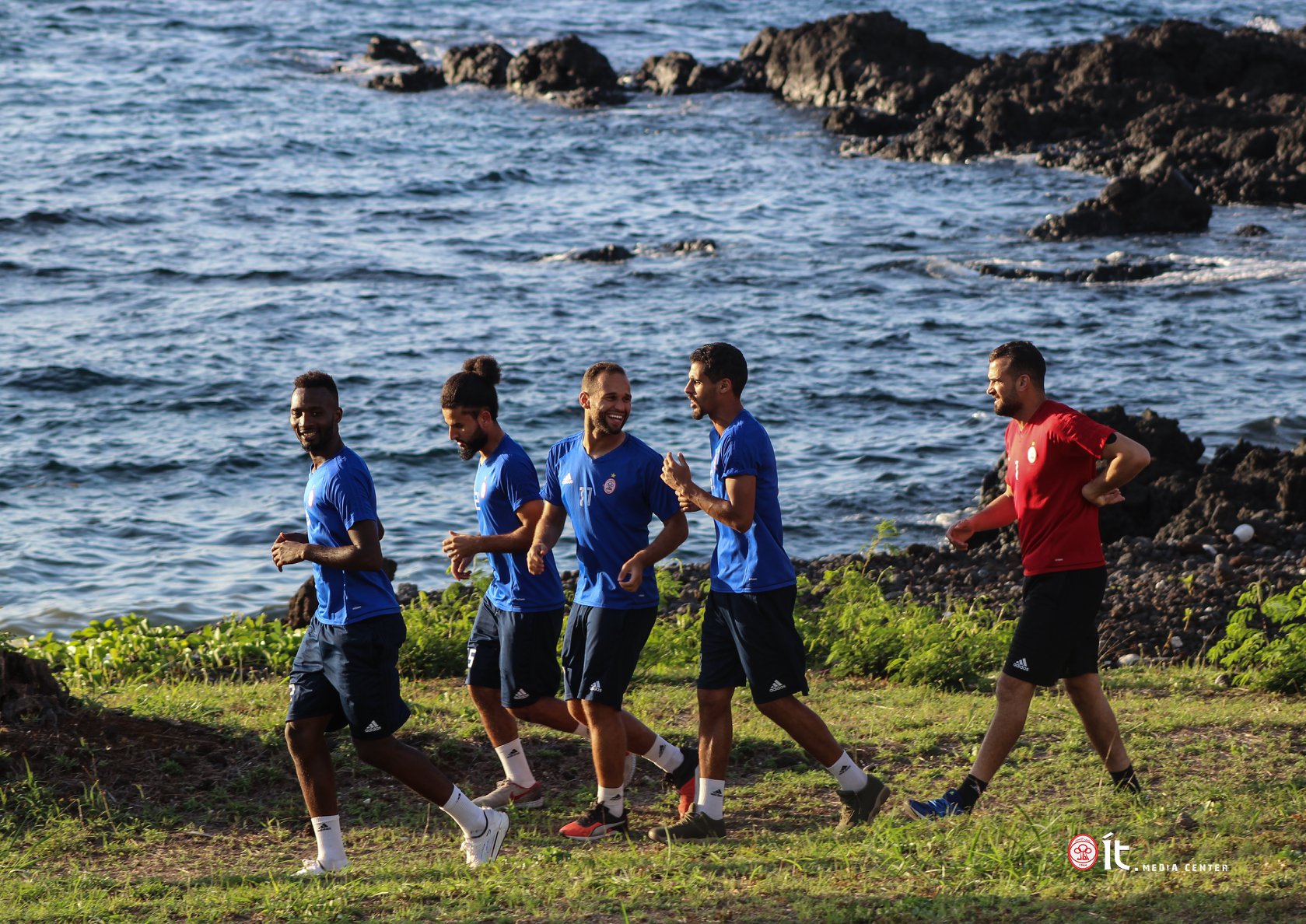 بالصور | أول تدريب للاتحاد في جزر القمر استعدادا لمواجهة ميركل بالكونفيدرالية