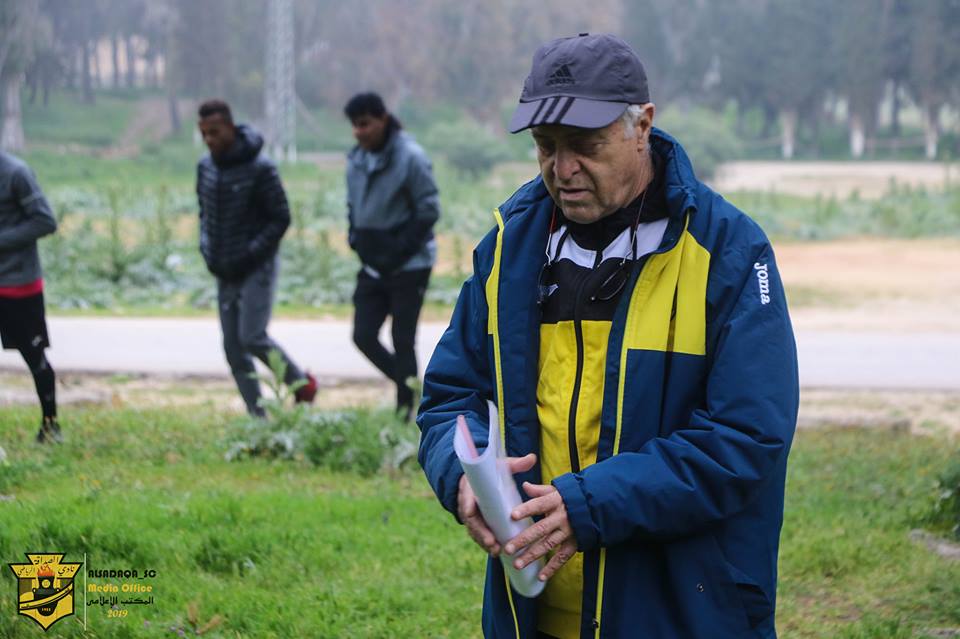 المصري “طقطق” يطالب بحكام أجانب لمبارياته بالدوري المصري