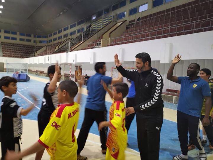 بالصور | في قمة البرازيل والأرجنتين.. نيمار يؤازر السامبا من المدرجات