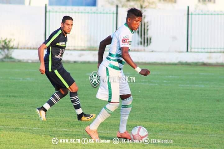 بالصور | “ضانة” و”كراوع” يشاركان في تعادل هلال الشابة وشبيبة القيروان