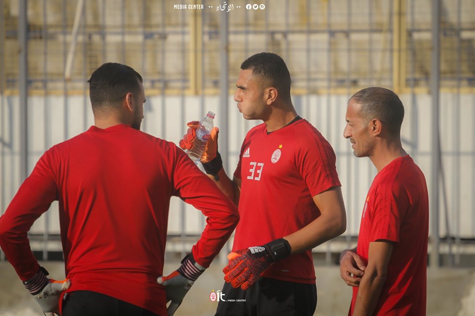 بالصور | الجدية شعار التدريبات المسائية للاتحاد استعدادًا لمواجهة أغادير بالكونفيدرالية