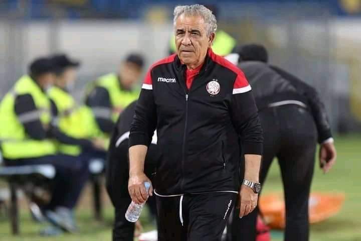 فوزي البنزرتي يبدأ مهمته على رأس الجهاز الفني للأهلي بنغازي