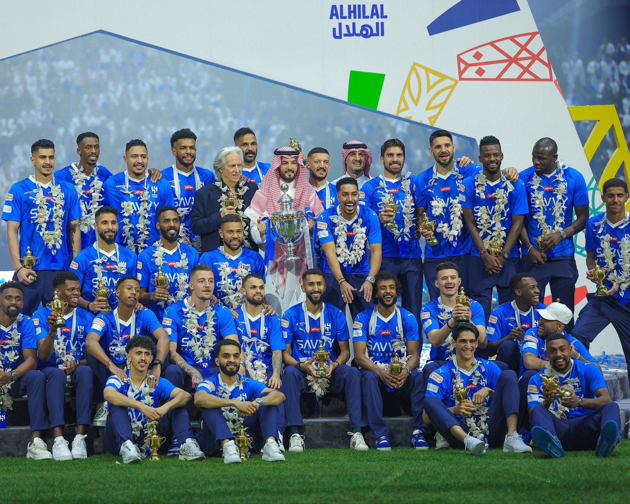 الهلال السعودي يحقق الدوري الذهبي بدون خسارة